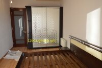 Кровать из натурального дерева сосна. размеры 2100*1660. покраска Орех темный, изголовье из дерева и вставка кож. зам.