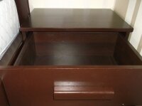 кровать из натурального дерева сосна. размеры 2300*1700*320. покраска нитробейц цвет орех-темный. и лак матовый