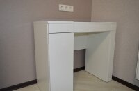 Дамский Туалетный столик, 800*450*750. корпус белое ЛДСП. фасады МДФ крашенный + металлик белый глянец..
