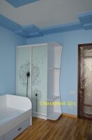 шкаф-купе 2320х1500х600. из Австрийского лдсп 18мм. цвет белый. фасады фотопечать одуванчики