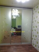 Шкаф-купе отдельно стоящий размеры: 2800*2470*650, ЛДСП Ясень Шимо, фасады дверей зеркало+ рисунок