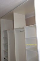 Шкаф-купе 2500*1800*600. корпус ЛДСП EGGER 18mm. Белый глянец. фурнитура Indeco + ламинация белый глянец. фасады ЛДСП EGGER Белый глянец..